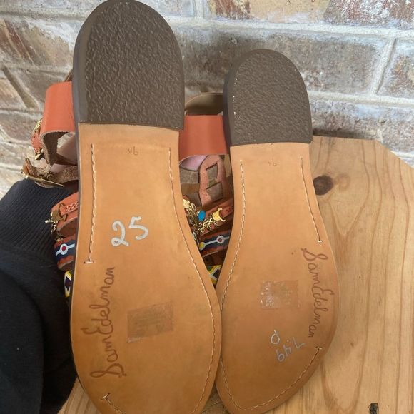 New Sam Edelman Linny Gladiator Sandals bohemian tassel painted jewel … - Picture 6 of 11